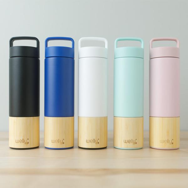Environmentally friendly 18 ounce bamboo and stainless insulated traveler bottle loop cap made by Welly brand comes in five different color options - Black, blue, white, mint, rose