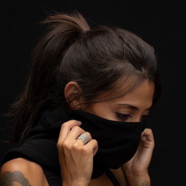 Female wearing air filtration black biogaiter