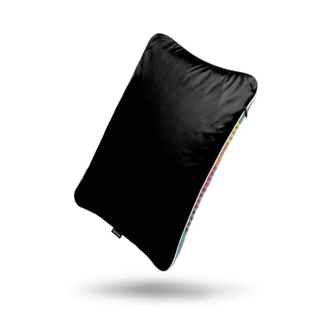 RUMPL-GLACIER-RAYS-STUFFABLE-PILLOWCASE-BACK Back of eco-friendly stuffable pillowcase for campaing and travel