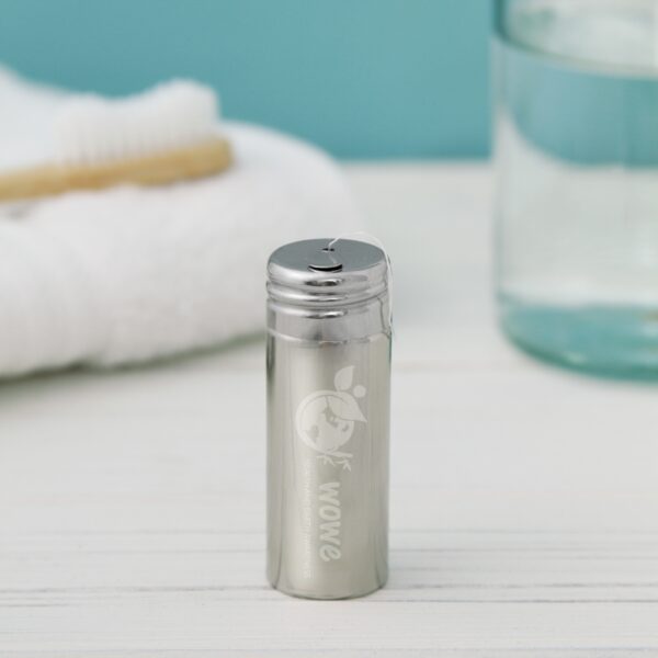 The Wowe Lifestyle stainless steel floss dispenser includes a floss cutter on top of the container to make sure you are getting just the right amount of floss for each use.