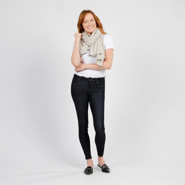 Sustainable organic cotton travel scarf in birch color
