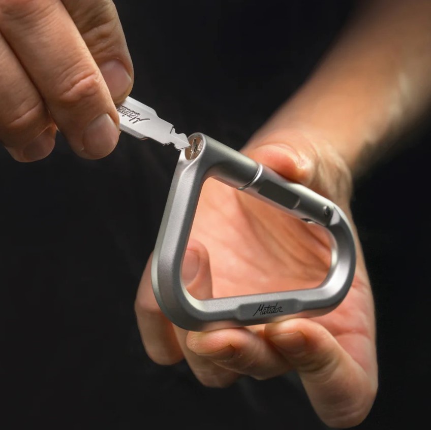 MATADOR-BETALOCK-2 The Matador BetaLock is a lockable aircraft-grade aluminum carabiner; this TSA-compliant lock deters theft.